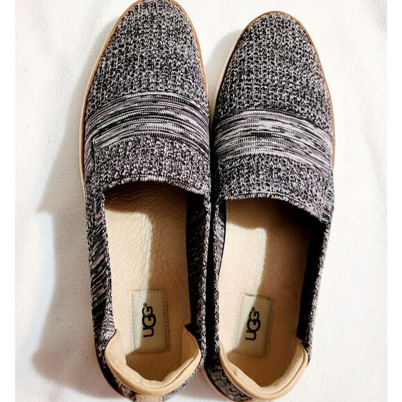 Ugg Womens Sammy black and white slip on casual shoes size 12 - Picture 5 of 7